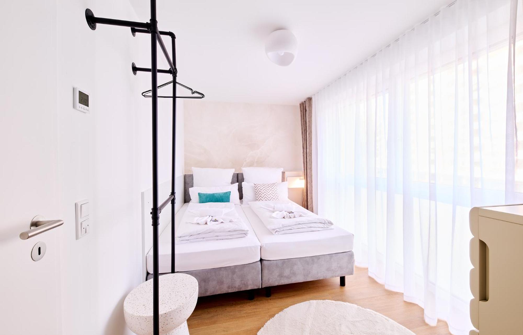 Xzllenz - 4 Schlafzimmer, Zentral, Parken, U-Bahn, 2 Baeder, 4 Smart-Tv, Optional Einzelbett نورنبيرغ المظهر الخارجي الصورة